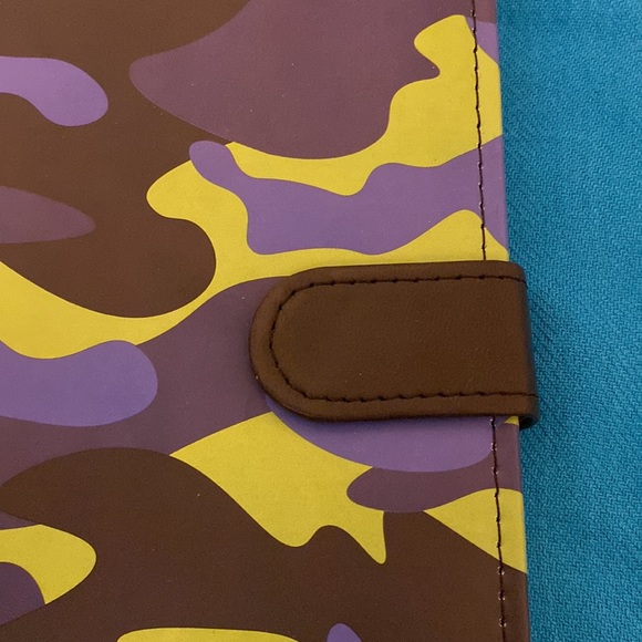 🆕 ONLY ONE! Markings Camo Print Journal - Picture 2 of 12
